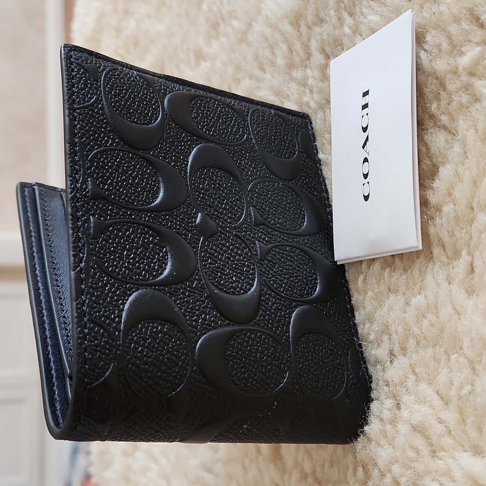 NWOT Coach Men's Black Leather Embossed Signature Bifold Wallet 🖤🎁